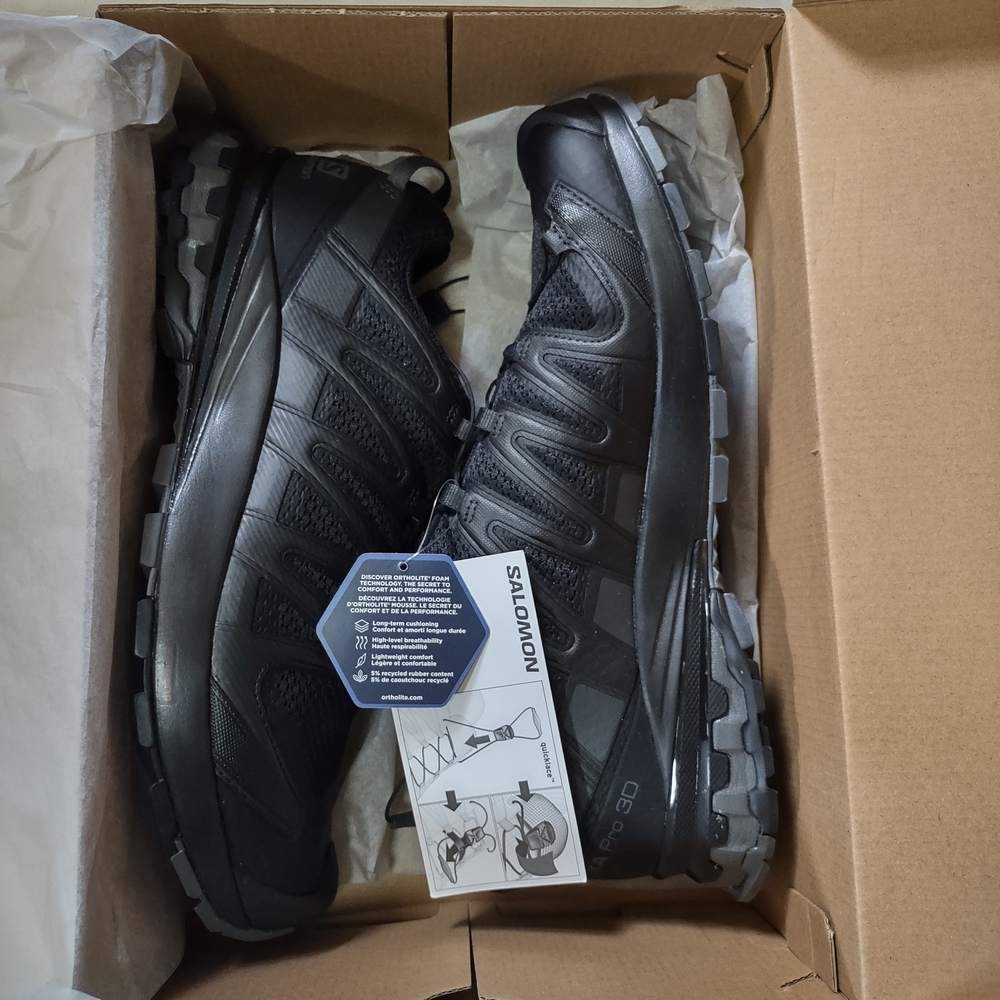 Salomon Men's Black Trail Running Shoes NWT 11.5